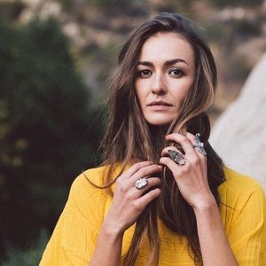 Meet your Posher, Sofia